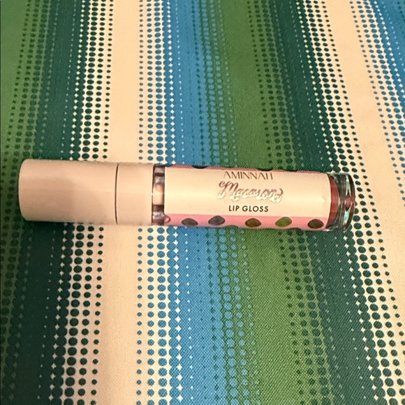 Aminnah Other - Aminnah Macarons Lip Gloss in Light Pink